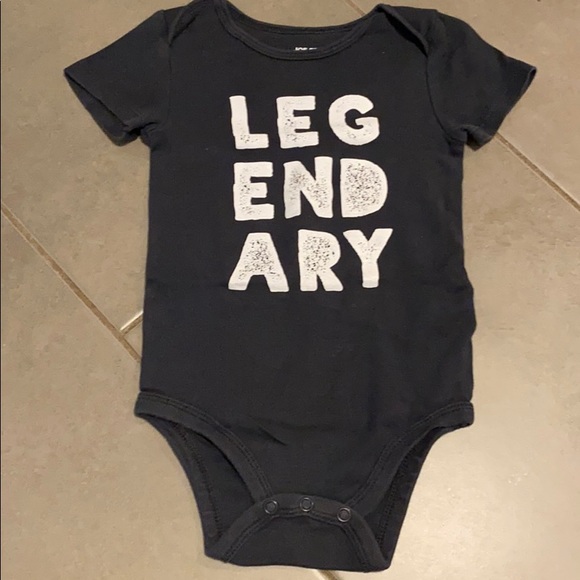 Set of Boys 12-18mth Onsies - Picture 4 of 10